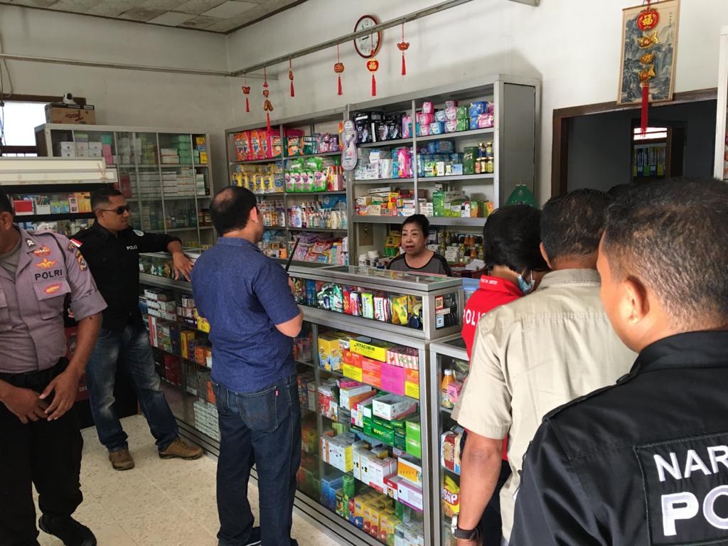 Tim Gabungan Polres TTU Temukan Satu Apotek di TTU yang Menjual Masker Dengan Harga Tinggi